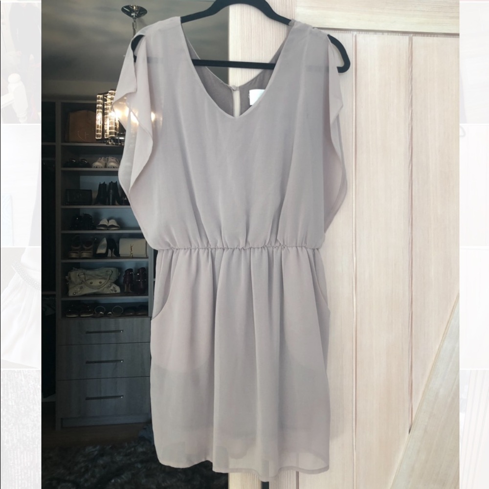 Feminine dress